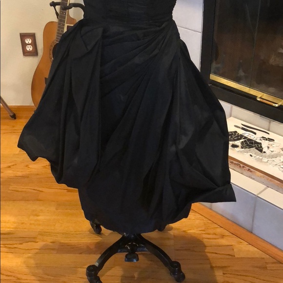 SUZY PERETTE PERFECTION 💋 - Picture 2 of 8